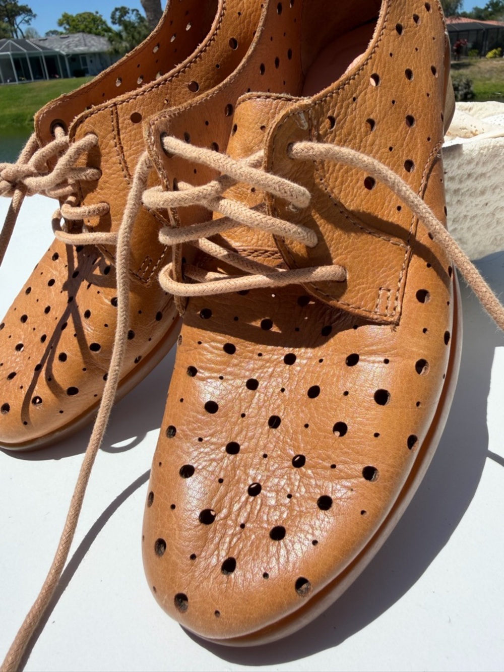 Born Women's Tan Perforated Leather Lace-Up Flats - Picture 7 of 12